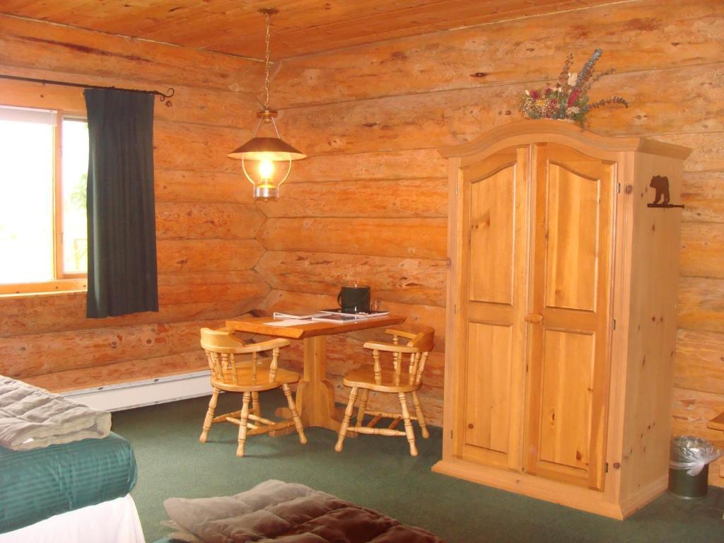 Bear Track Inn Gustavus Rom bilde